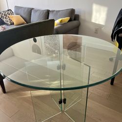Glass Round Table