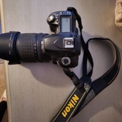 Nikon D80 With Extras 