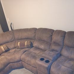 6 Pc Sofa/Roquet Couch Light Brown