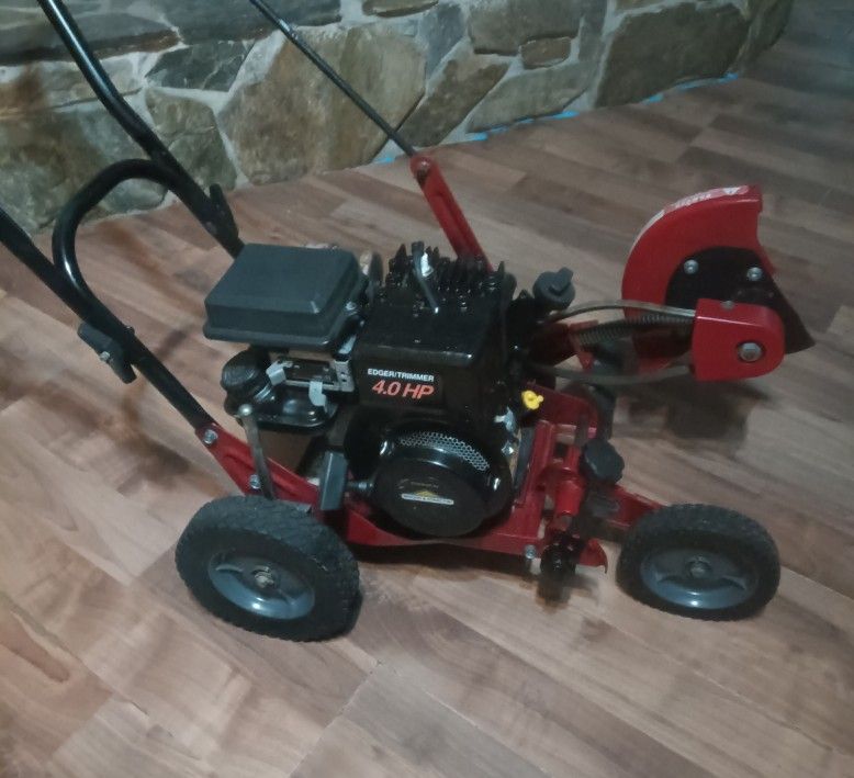 Craftsman 8" 4 Horsepower Edger ( Like New)