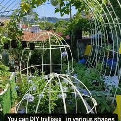 Durable Fiberglass Poles - Bendable, Sun & Freeze Resistant for Greenhouses, Vegetable Gardens, and Seedling Support. 