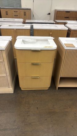 24” Bathroom Vanity with Sink