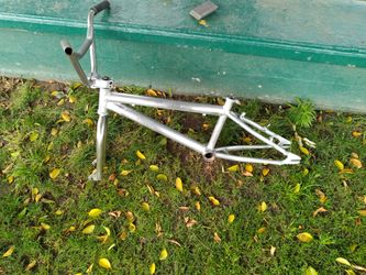 Gary Fisher Vintage Light Weight Alluminumbike Frame..already Sanded To Spray Paint