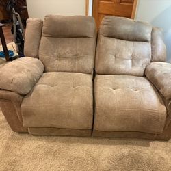Free Love Seat