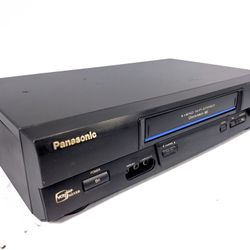 Panasonic PV-V4602 Omnivision VCR 4 Head VHS Player Recorder No Remote - Tested