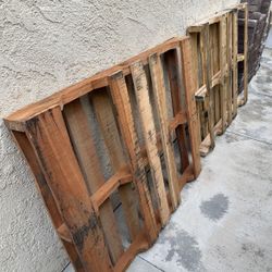 5 Wooden Pallet