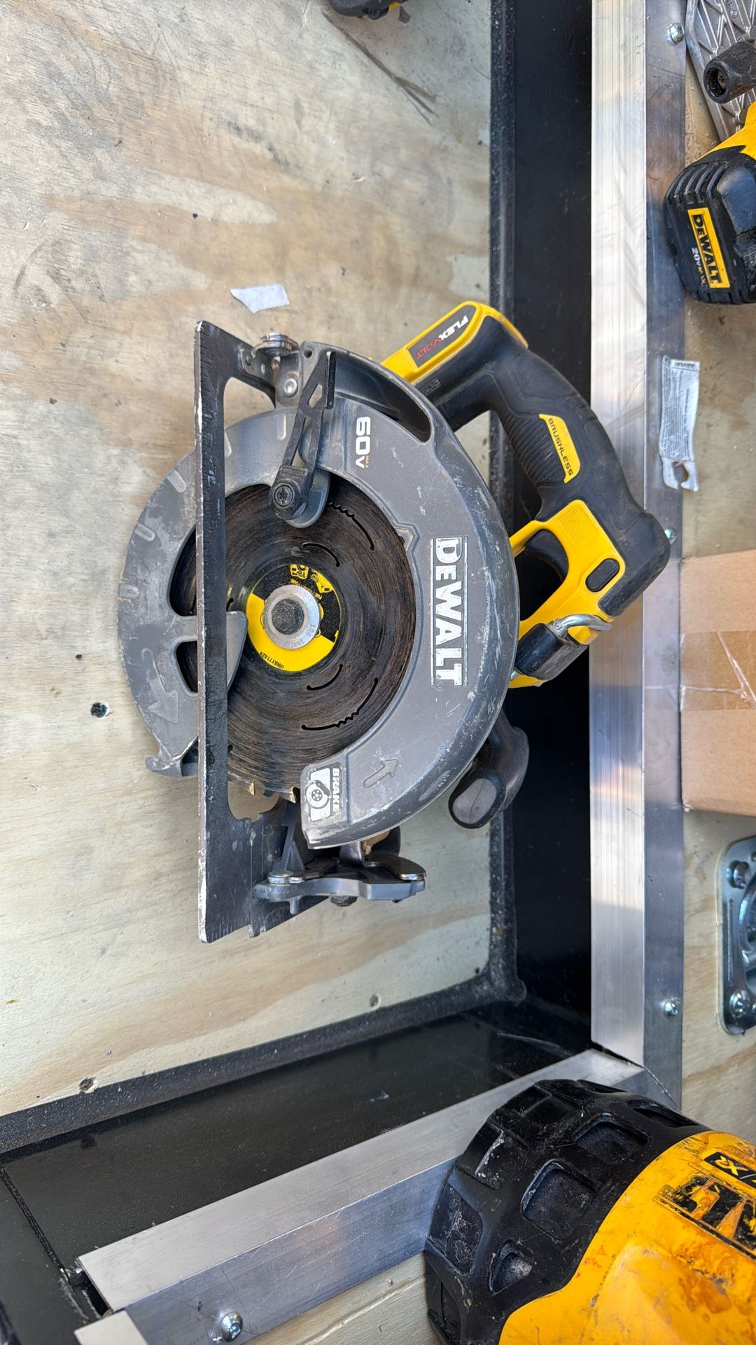 60V Left Handed Skill Saw