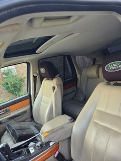 2011 Land Rover LR2