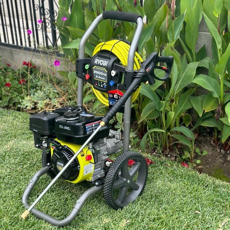 2900 PSI GAS PRESSURE WASHER RY802925VNM for Sale in