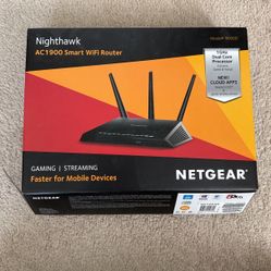 Nighthawk AC1900 Smart WiFi Router