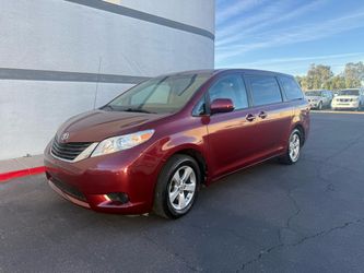 2012 Toyota Sienna