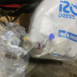 FREE recycling bottles Shown In Picture in Carson Ca Pick Up Now