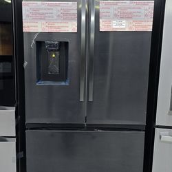 New Refrigerator Refrigerador  nuevo 
 Warranty Garantia Por Escrito 20 años 
Garantizando cada producto que vendemos 