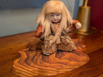 Japanese Kimekomi Renjishi Kabuki Doll