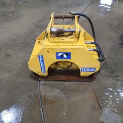 Teledyne Steel Plate Compactor Tc90S