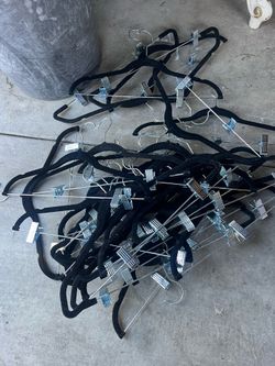 Hangers All 7 dlrs