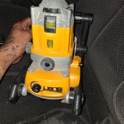 dewalt DW 071 laser level