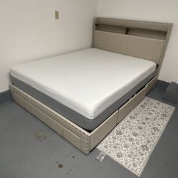 Queen Size Bed With Mattress 