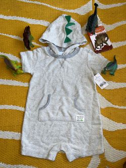 Carter’s Gray Hooded Dinosaur Romper Green Spike Detail,toys,&flash card bundle