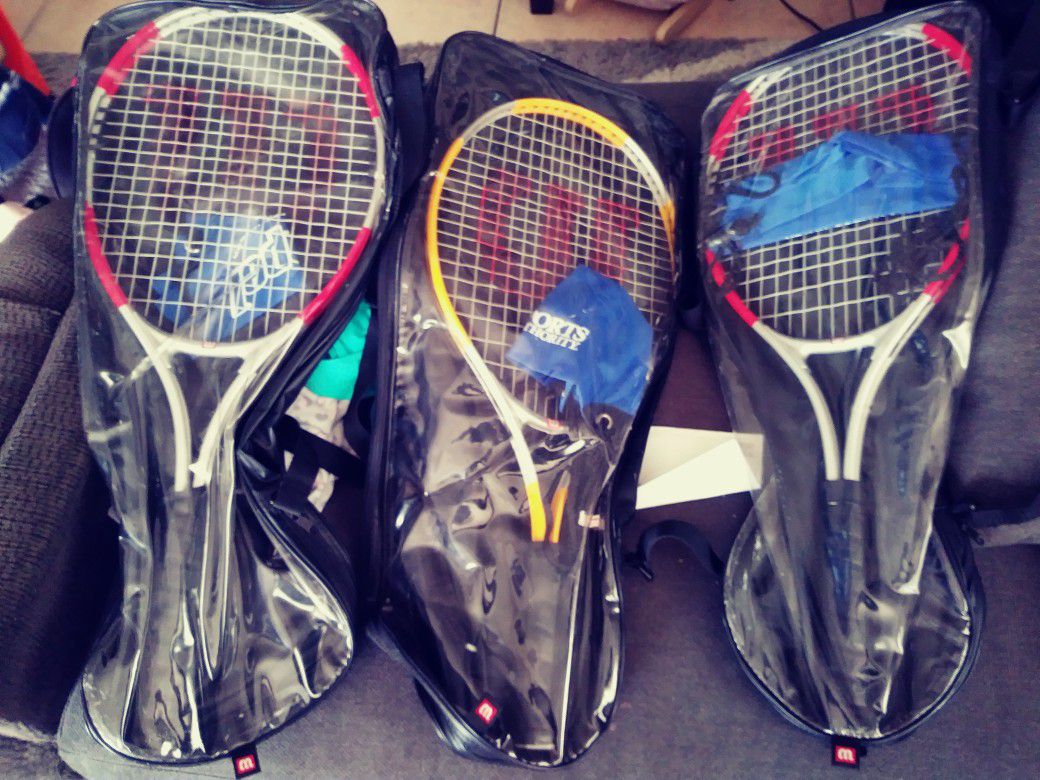 3 tennis rackets with bags. In great conditions. $10 each.