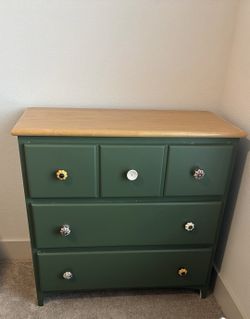 Moving: Dresser With Anthropologie Knobs