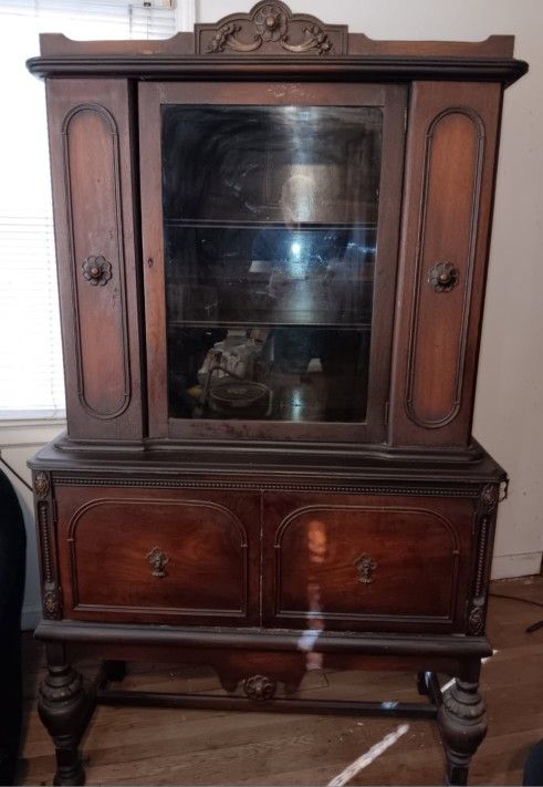 Antique China Cabinet early 1900's - $475