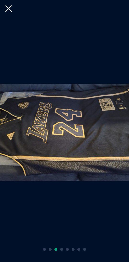 Kobe Bryant Yankees Jersey - Limited Edition - Scesy