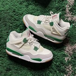 Pine Green Jordan 4