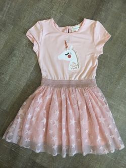 Girls dress