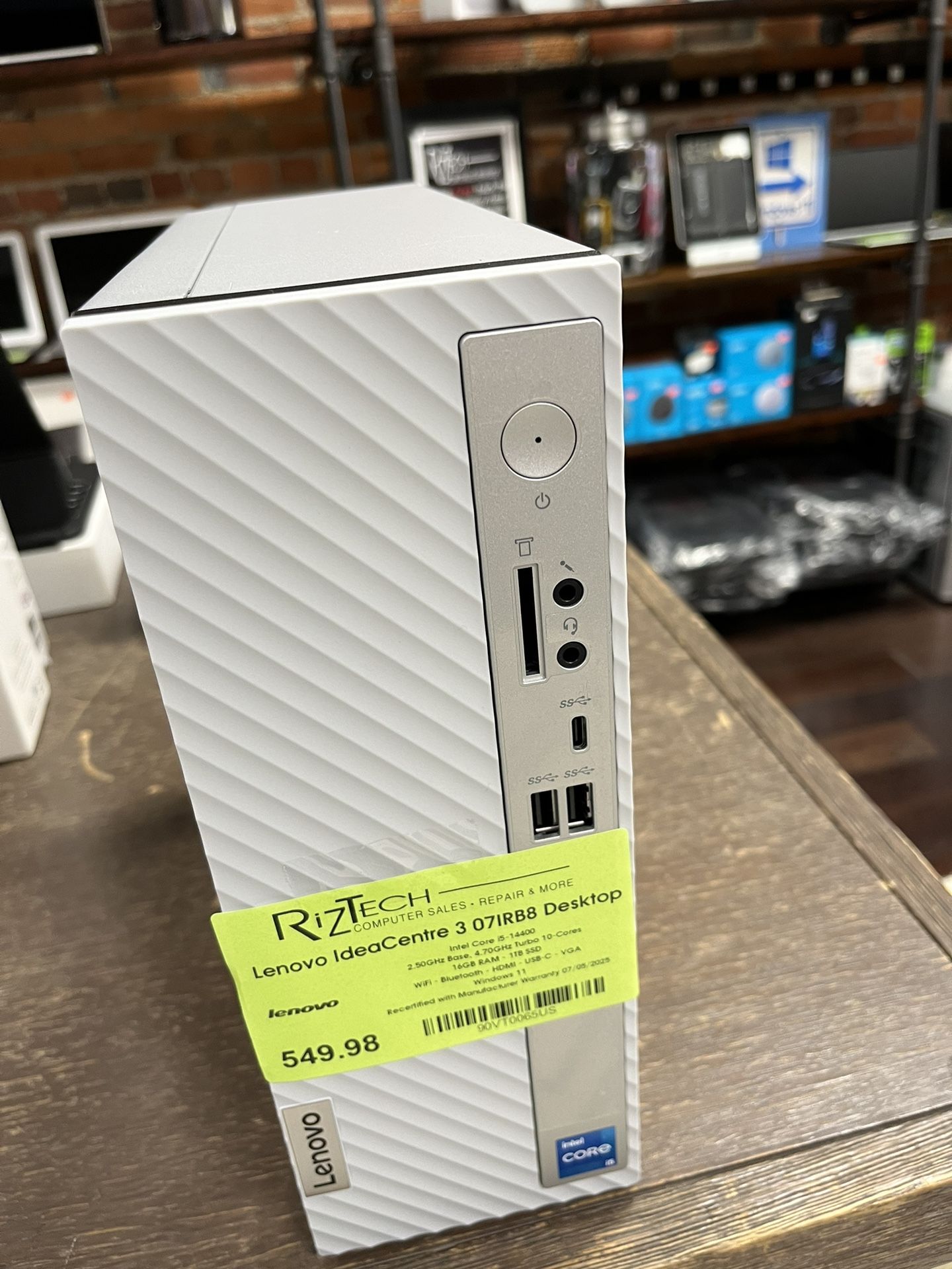 Lenovo IdeaCentre 3 Desktop Intel Core i5 2.50GHz Base, 4.70GHz Turbo 10-Cores 16GB RAM 1TB SSD 💻⌨️
