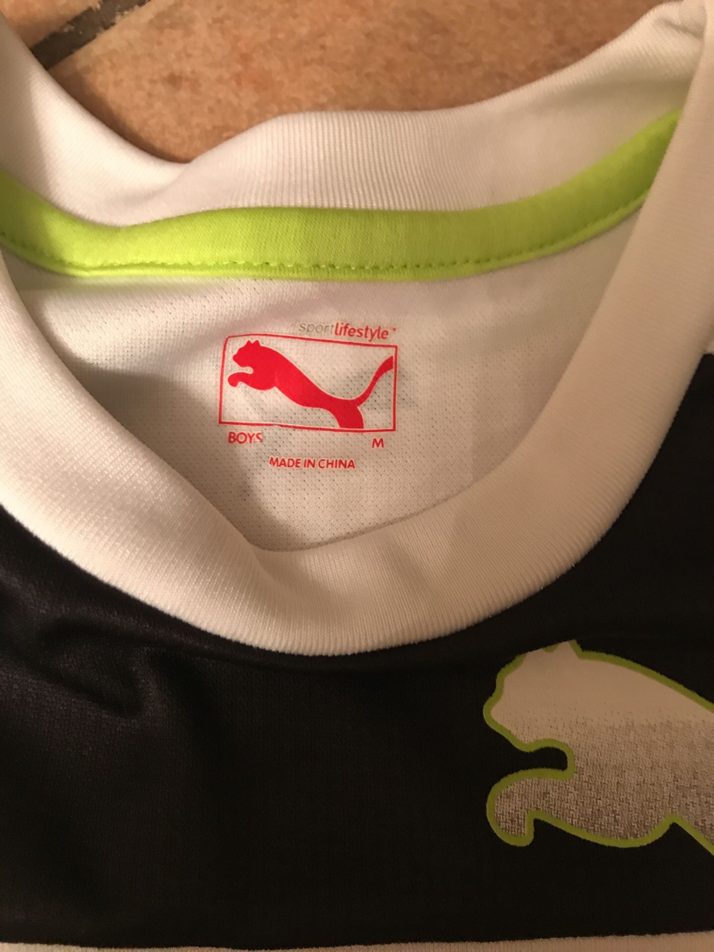 Camiseta para jovencito