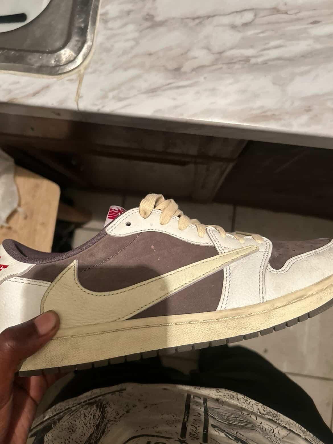 Travis Scott beige size 10