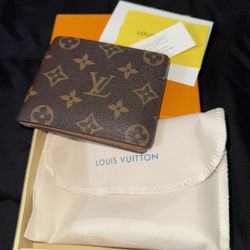 Louis Vuitton Wallet 