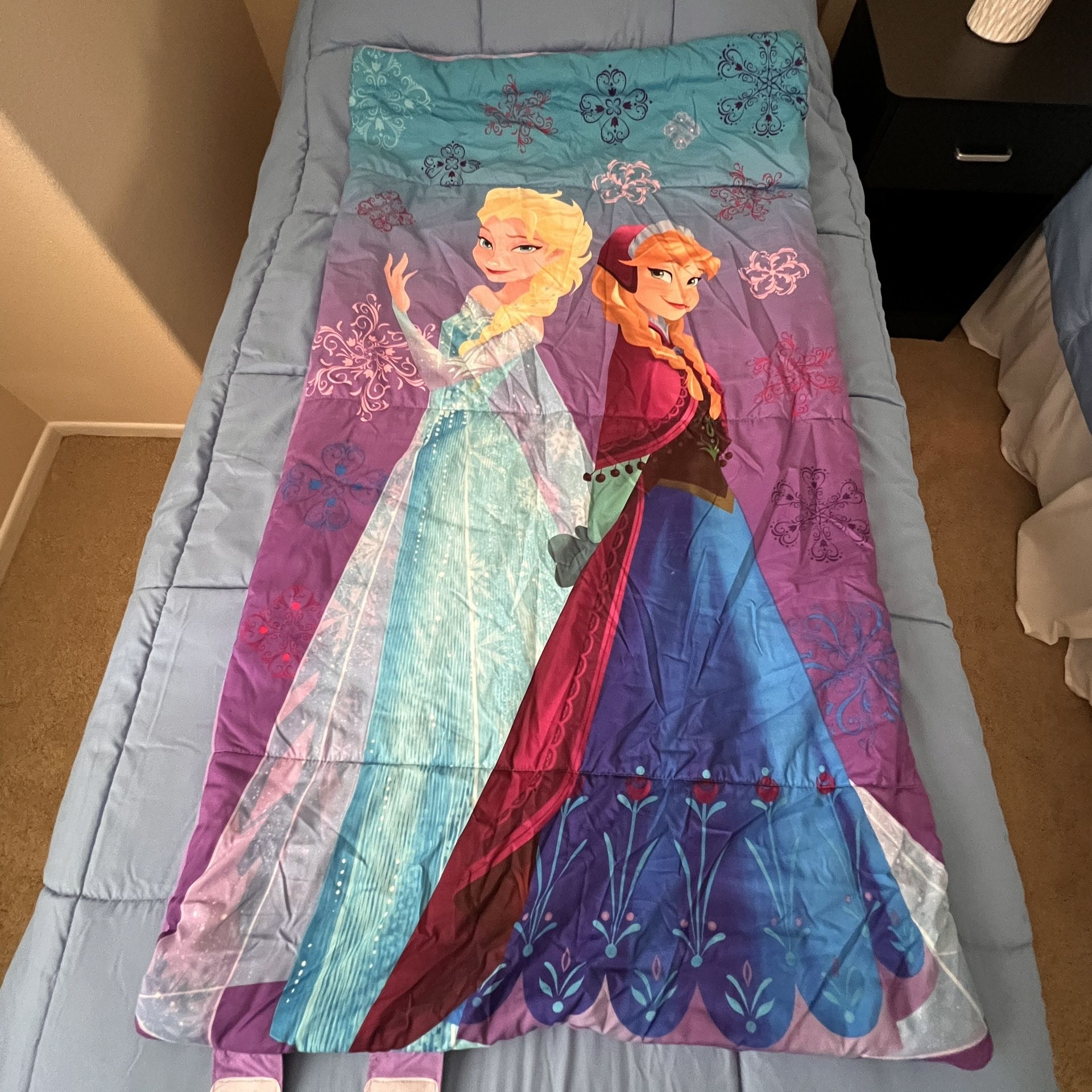 Disney Frozen Elsa & Anna Sleeping Bag