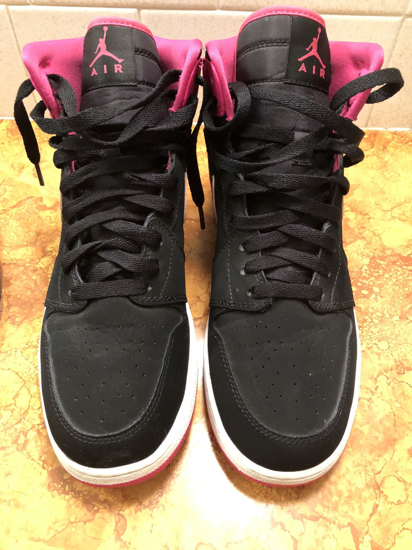 Air Jordan 1 Retro High GG'Vivid Pink Size 9