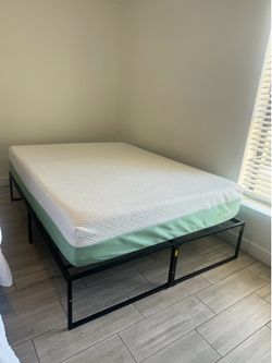 Queen bed mattress