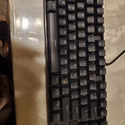 GAMING KEYBOARD