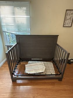 Crib/bed