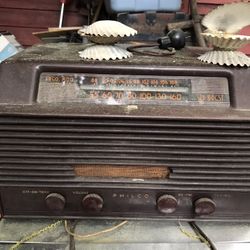 Philco Radio Antique $50