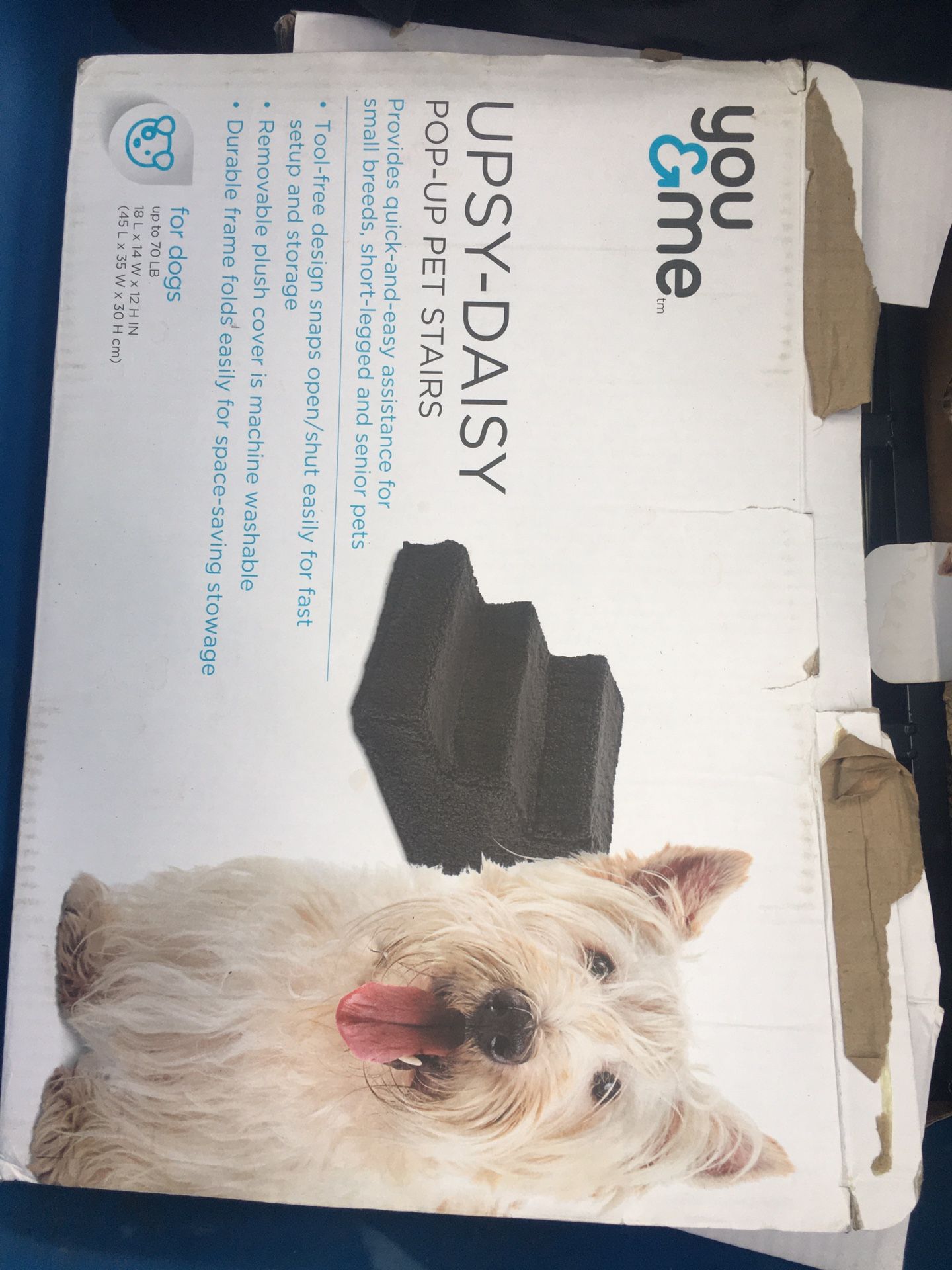 New in package metal pet stairs with cover only $30