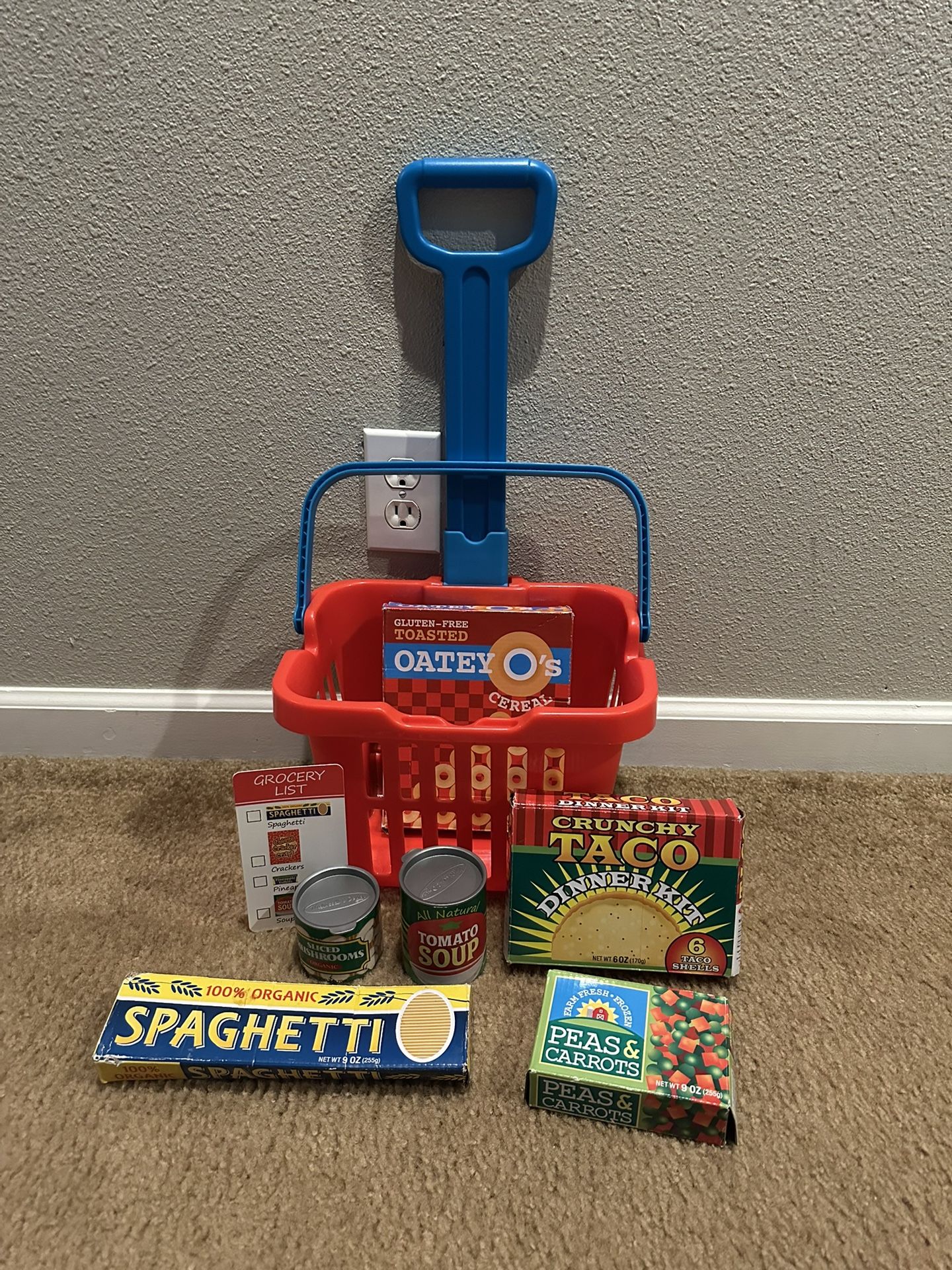 Melissa & Doug Fill and Roll Grocery Basket