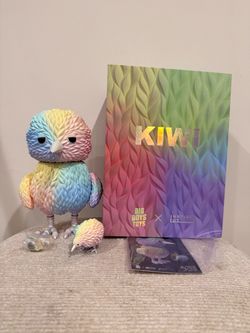 Big Boys Toys x Instinctoy Kiwi Art Toy Figure
