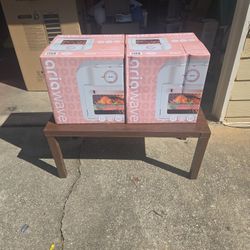 Aria 16QT Retro Compact Multifunctional Air Fryer Toaster Oven with Accessories  - Pearl