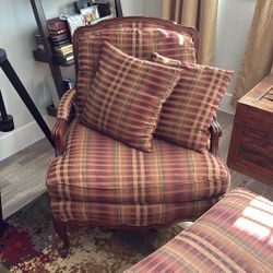 Upholstered Chair 