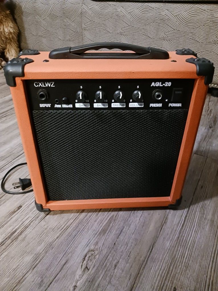 Agl 20 Amplifier Speaker Like New