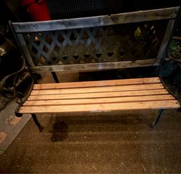 Refurbished Wooden metal garden bench .Read description 1st