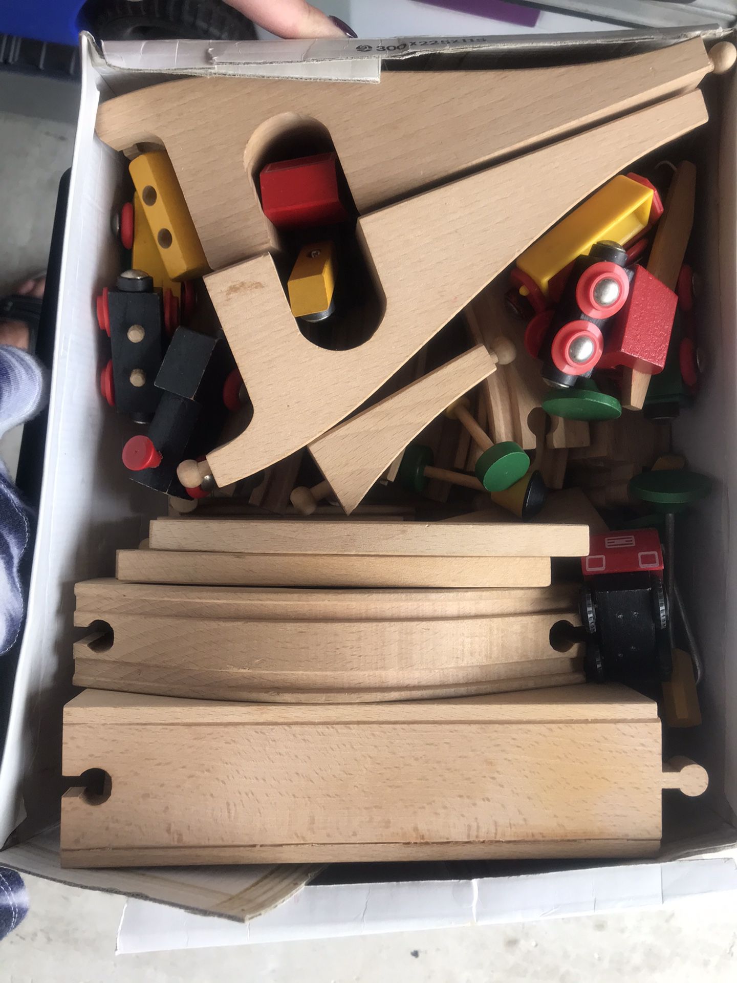 Brio Wooden Train Set/pieces