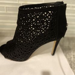 White House Black Market Women’s Shoes Booties Velvet Material Size 8.5 New 