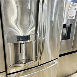 GE Profile Acero Inoxidable Refrigerador En 36”