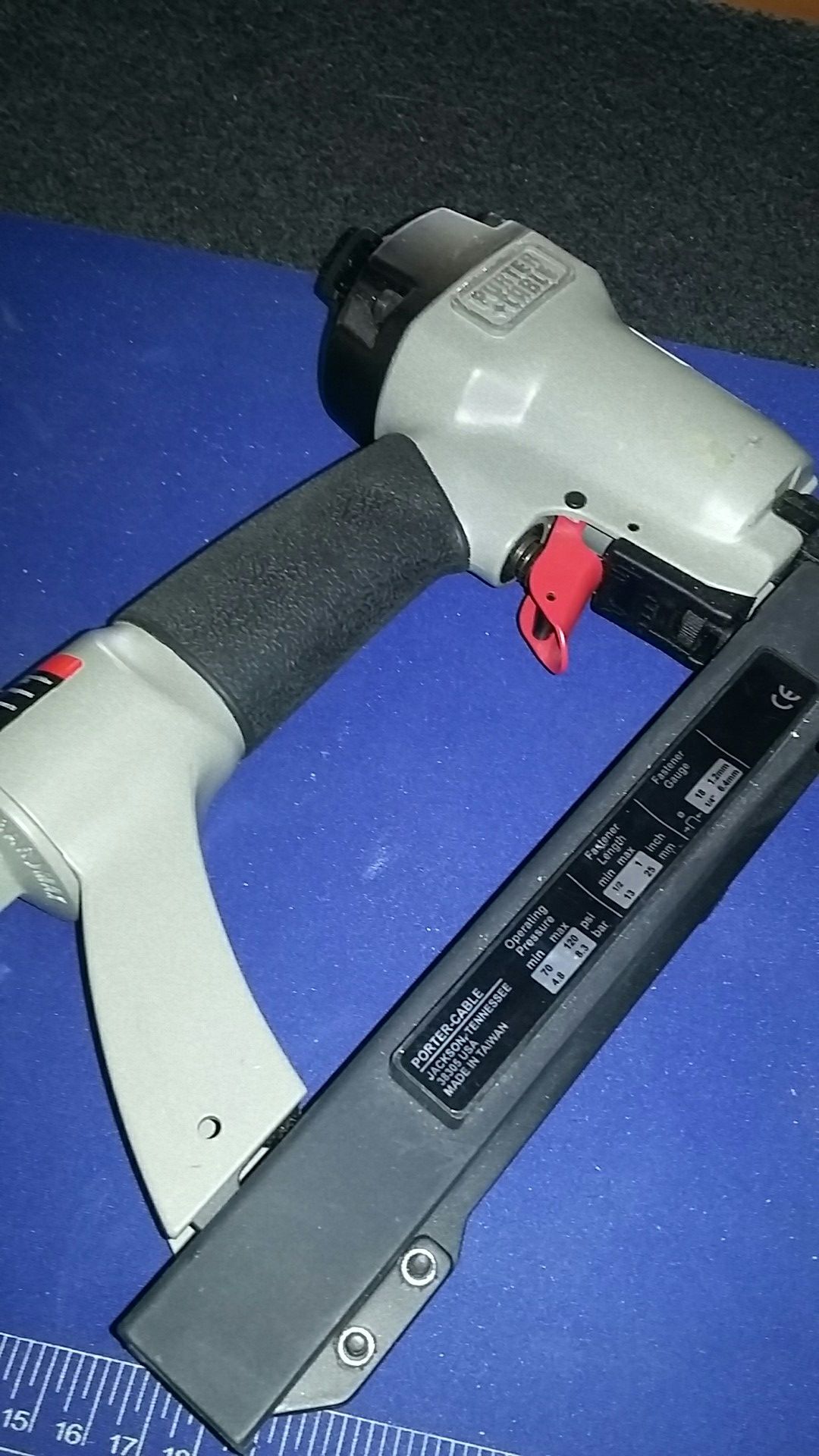 Porter Cable ns100a, 1/4 narrow Crown stapler for Sale in Tucson, AZ